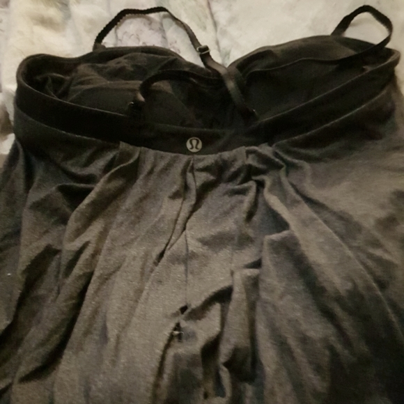 Lululemon Gray and Black Tank Top Size Eight - Picture 1 of 4